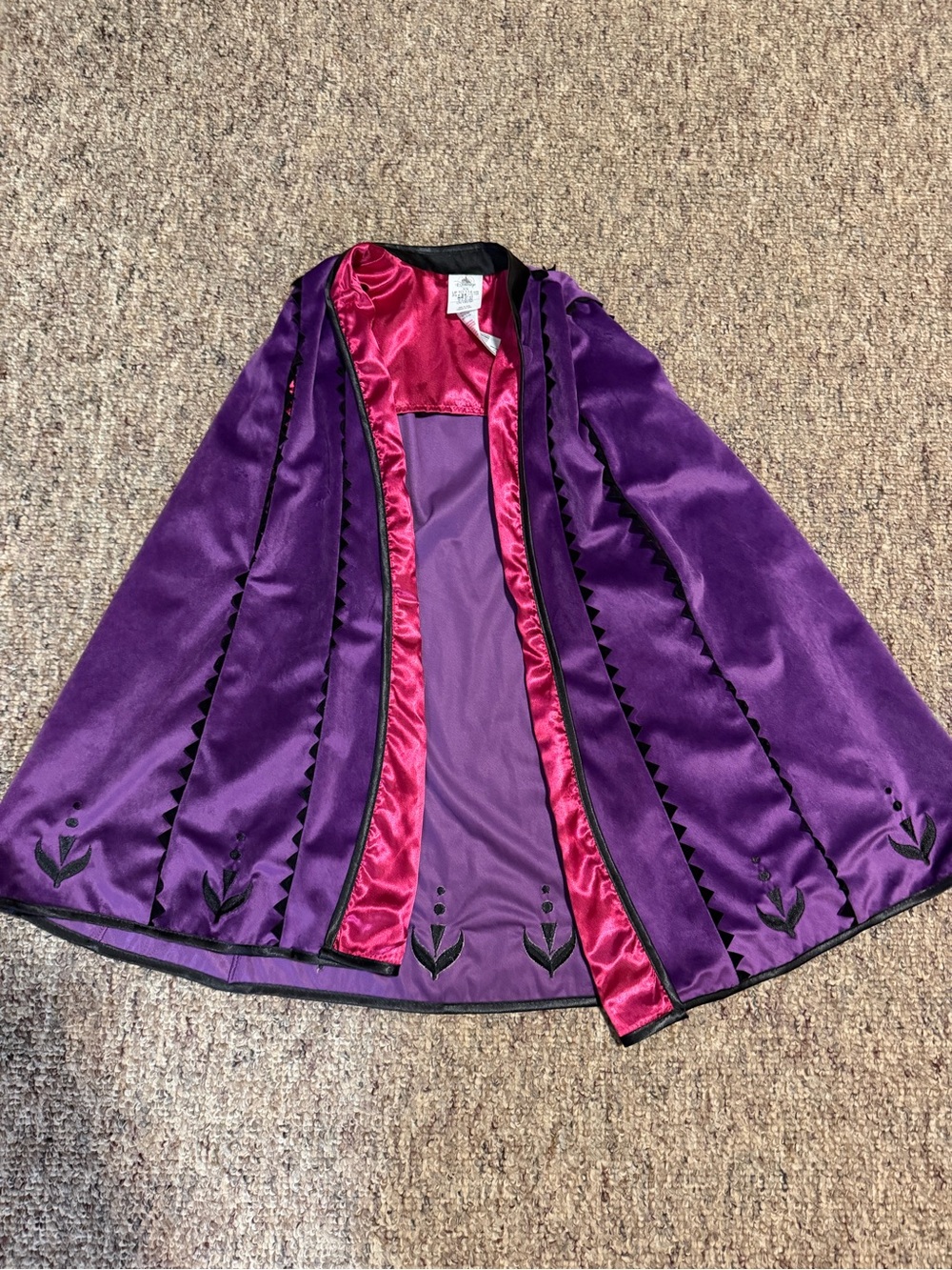 Disney Purple and Magenta Princess Anna Cape 5/6